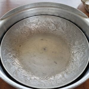 Hammered dishes.  Seven pieces.  Non-smoking home.